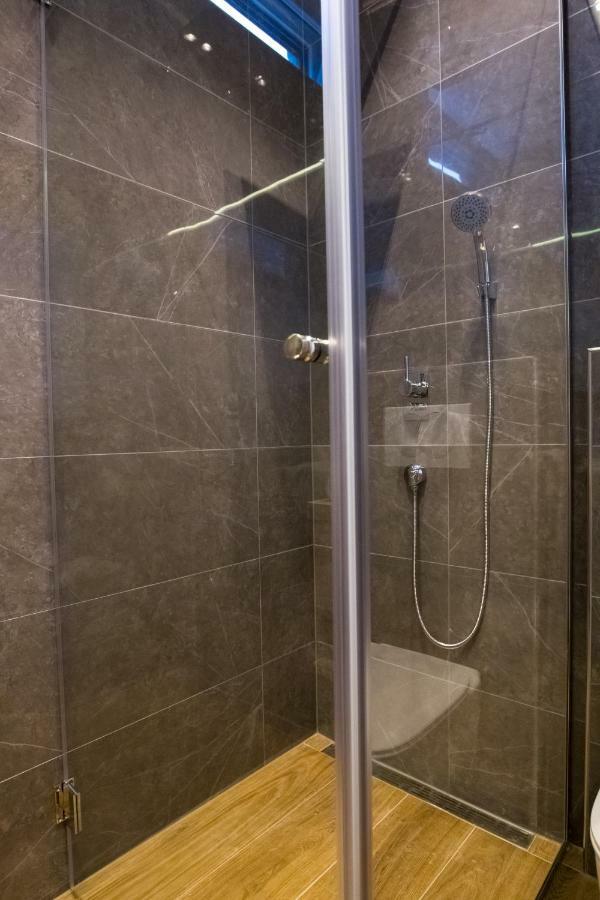 Apartmani Paklenica Noa Стариград-Паклениця Екстер'єр фото